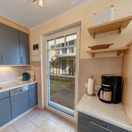 Apartment Schloonseevilla Mit Tiefgarage - 200 M Zum *