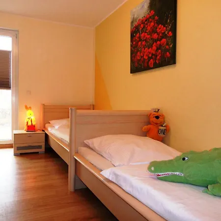 Schloonseevilla Mit Tiefgarage - 200 M Zum Apartament *