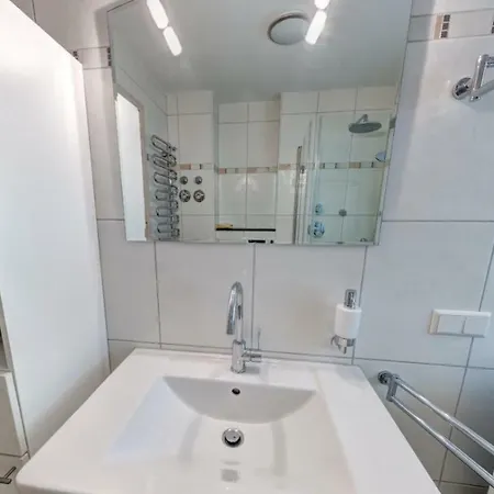 Schloonseevilla Mit Tiefgarage - 200 M Zum *