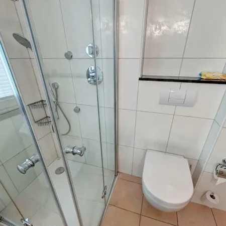 Schloonseevilla Mit Tiefgarage - 200 M Zum *